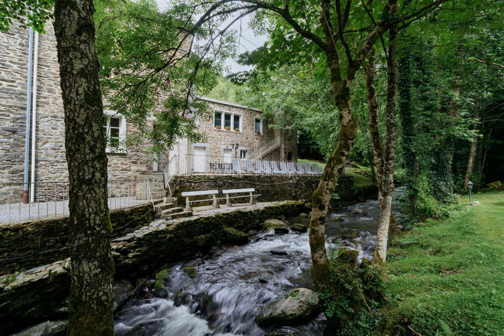 Hotel L'Eau Vive Vresse-sur-Semois Exteriör bild
